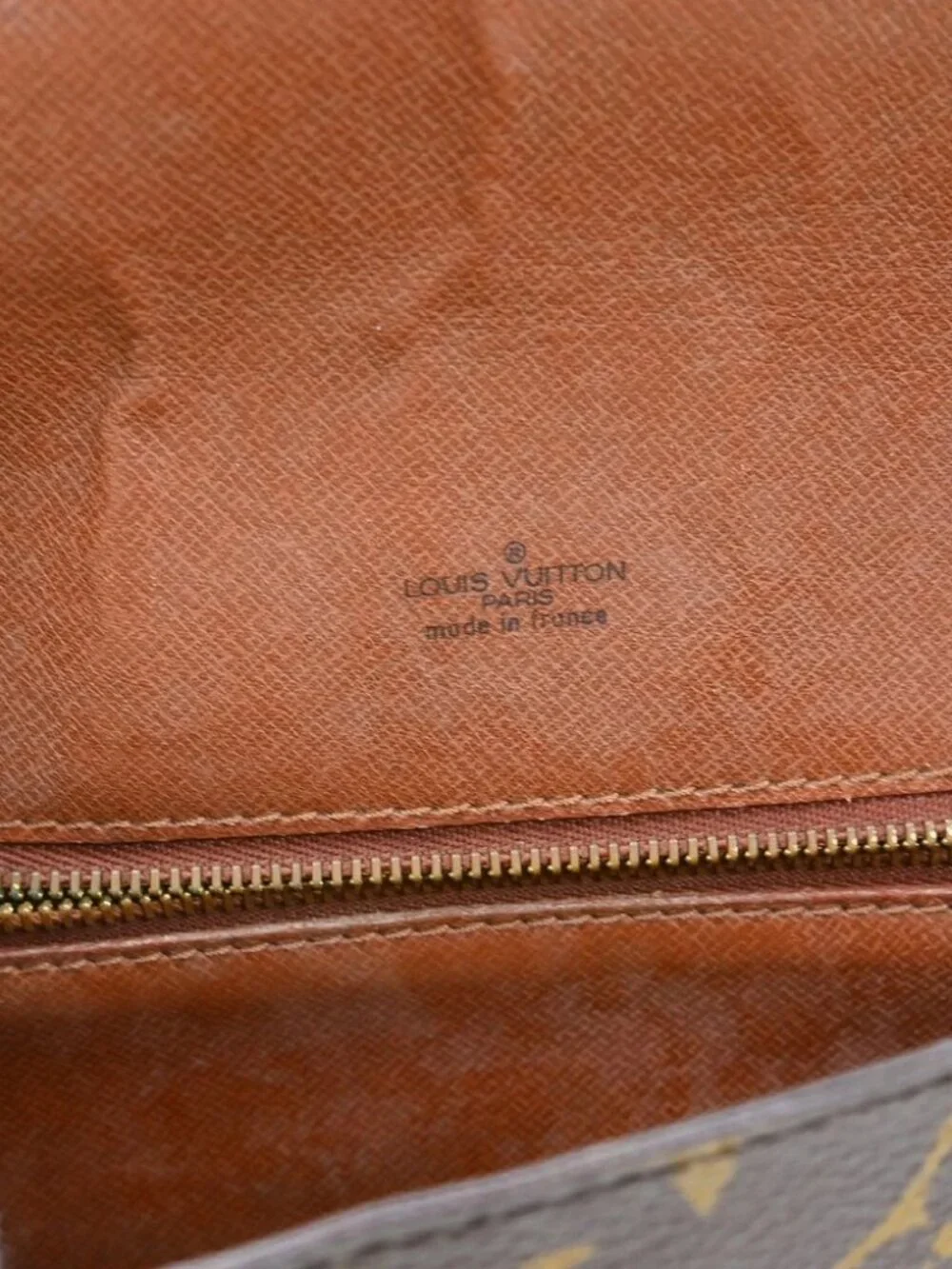 LOUIS VUITTON SAINT CLOUD GM SHOULDER BAG